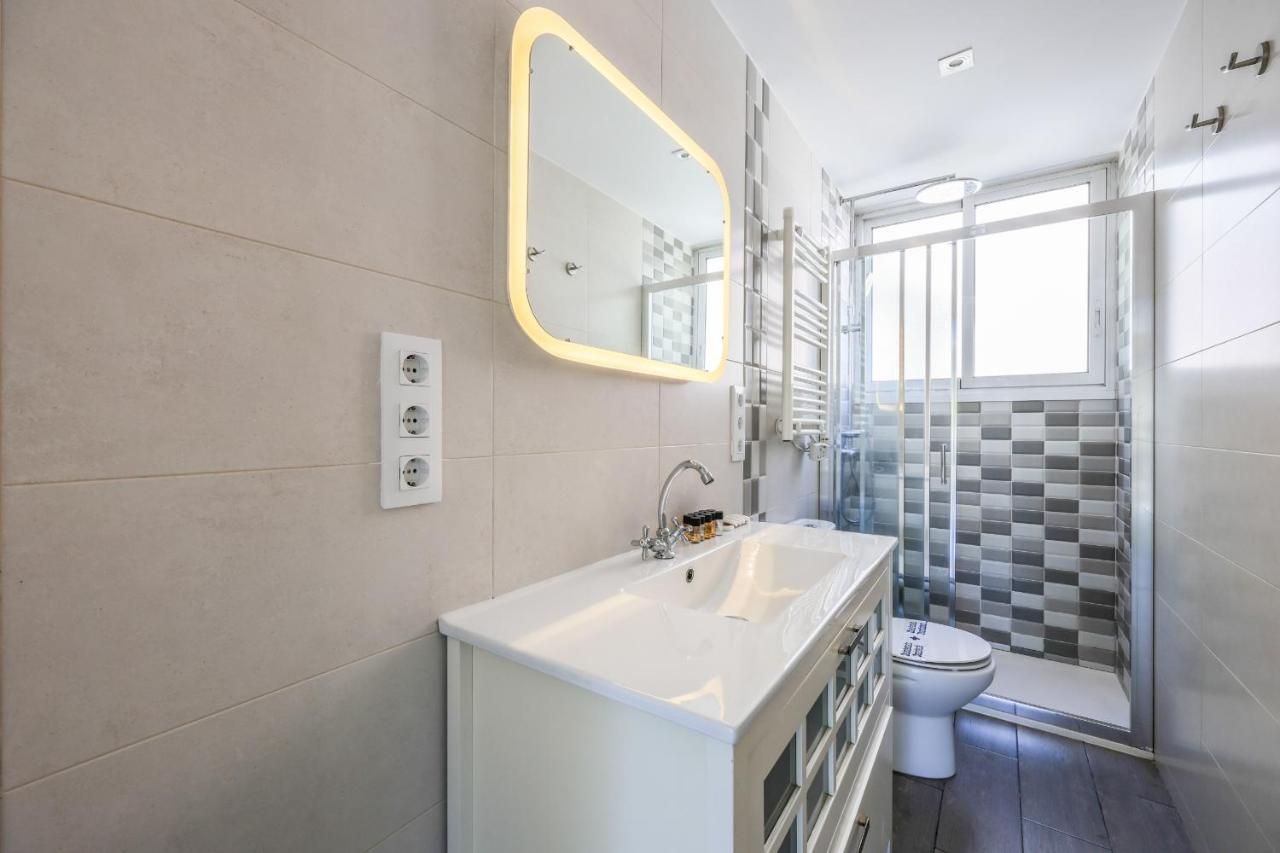 Apartamento Para 5 Personas Cerca De Ifema Y Aeropuerto Alquiler Temporal マドリード エクステリア 写真