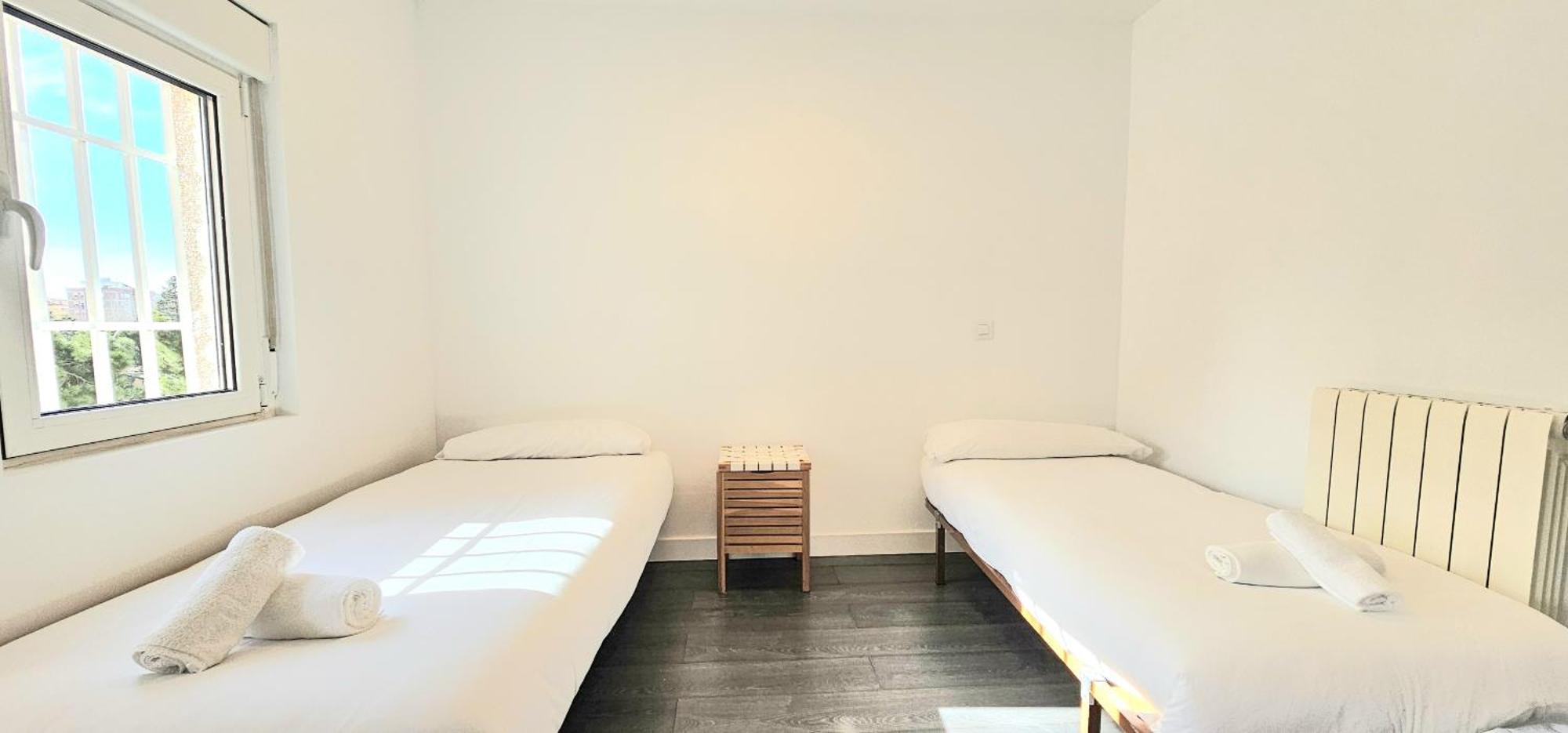 Apartamento Para 5 Personas Cerca De Ifema Y Aeropuerto Alquiler Temporal マドリード エクステリア 写真